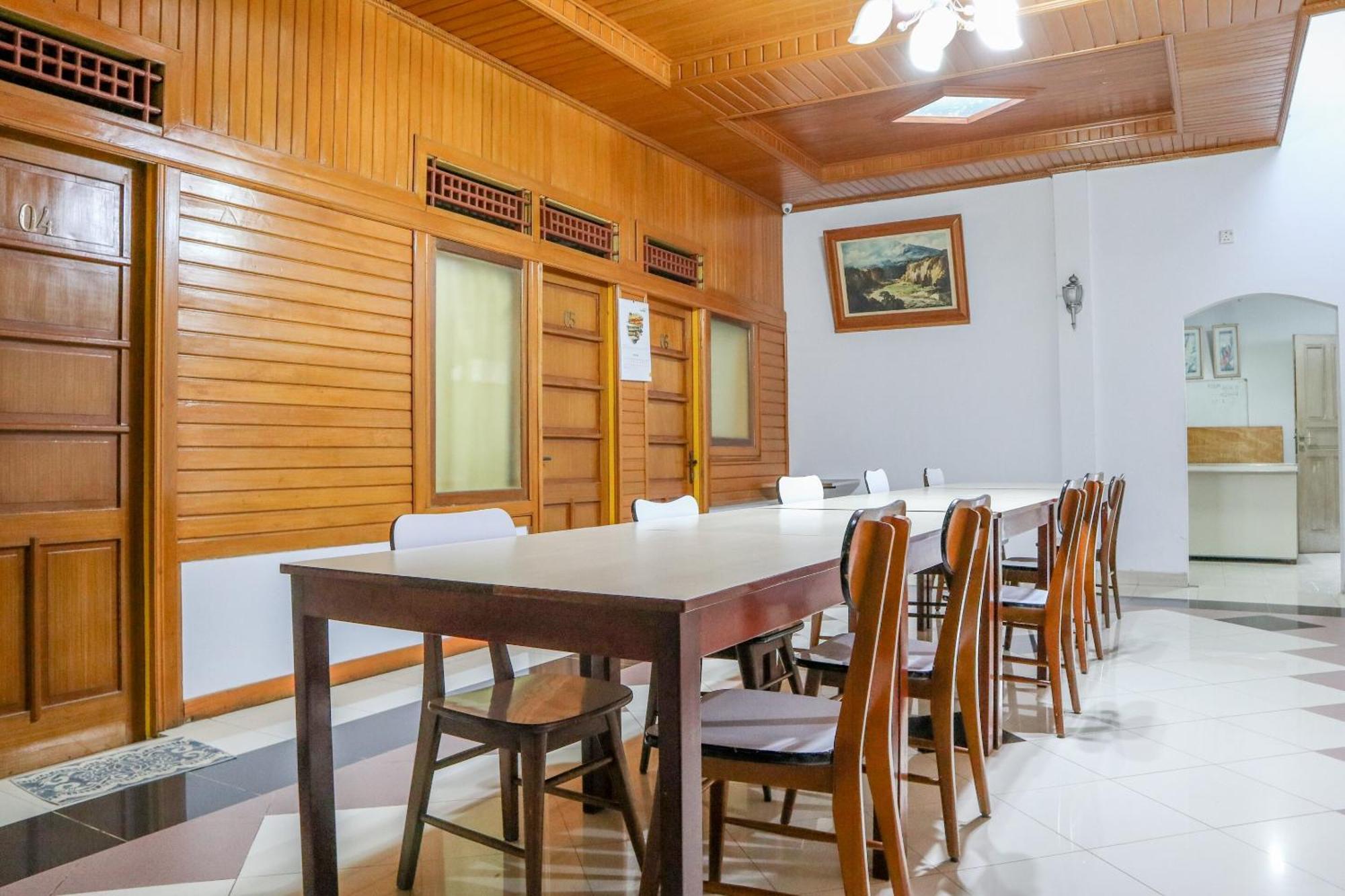 Wisma Mutiara Паданг Экстерьер фото
